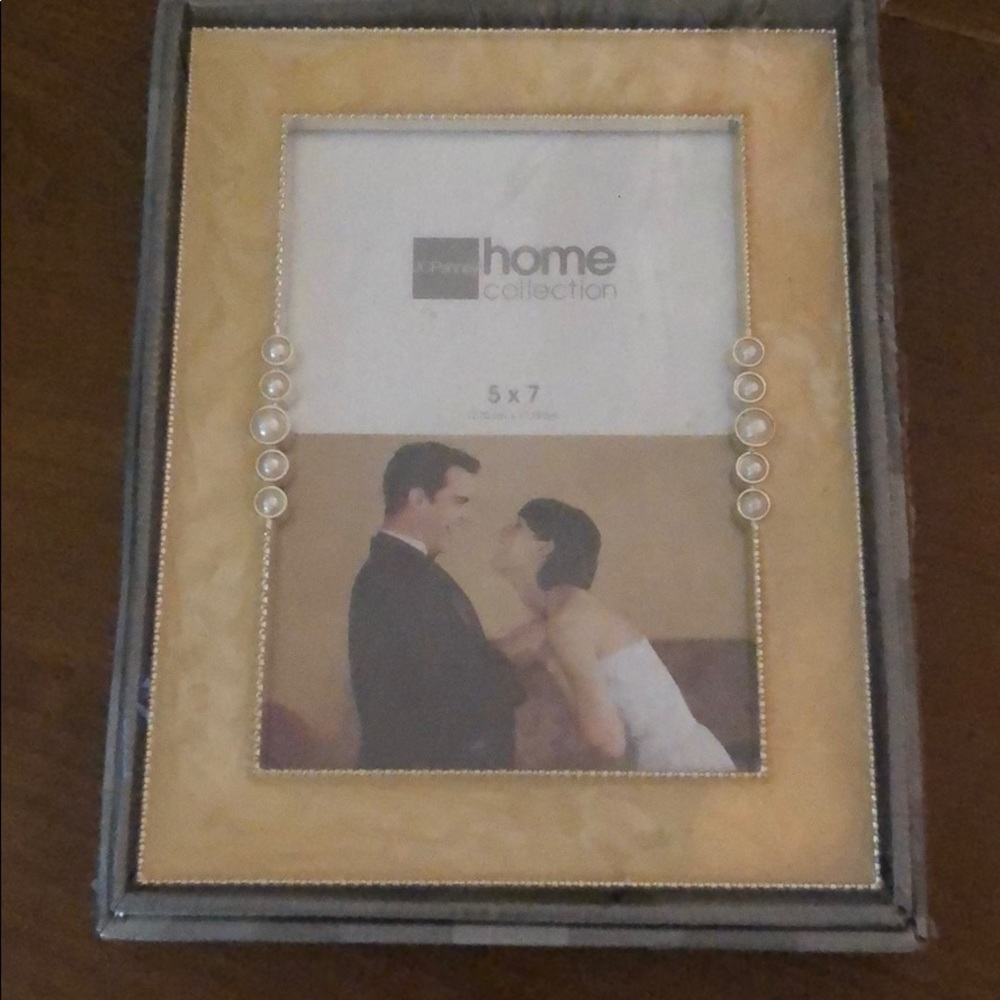 5x7 Picture Frame UNOPENED